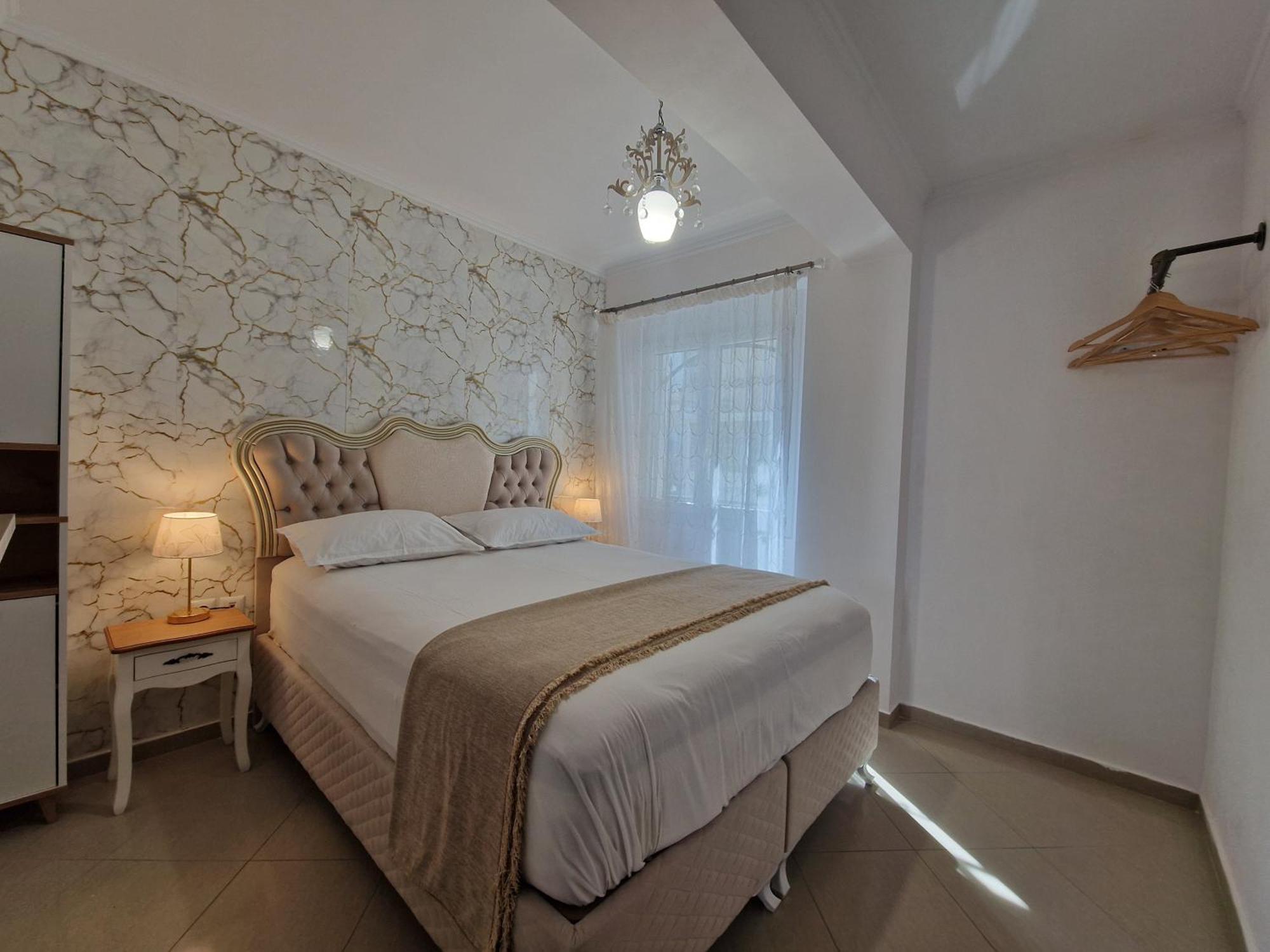 Iro Apartments Неа-Перамос Экстерьер фото